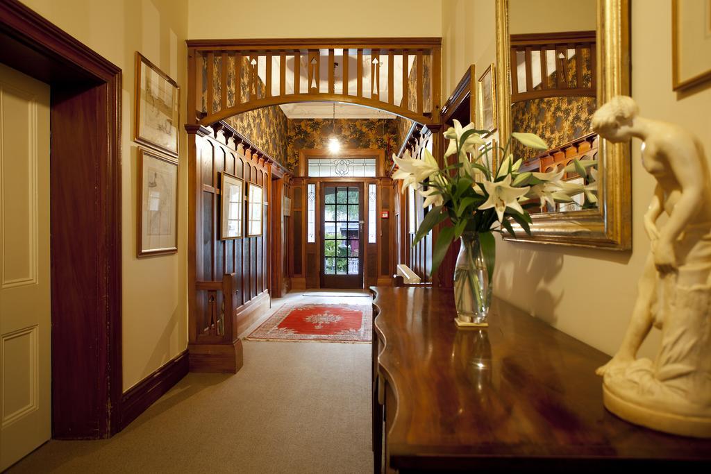 Bed & Breakfast Olivers Otago 4*